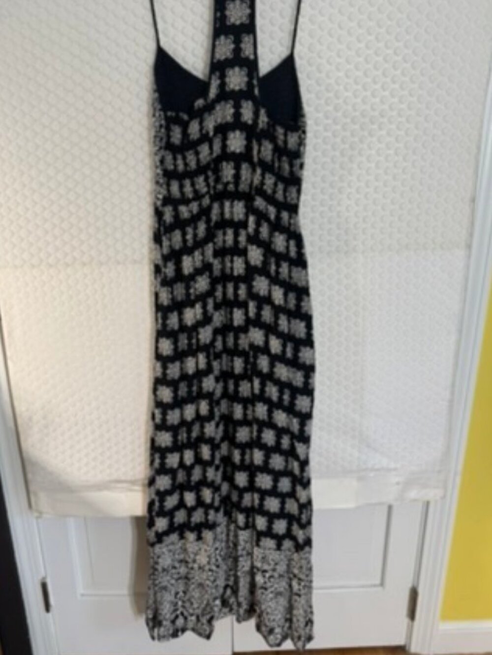 Band Of Gypsies Smocked Top, Medallion Print , Maxi Dress- Adj Straps Sz XS - Picture 7 of 9